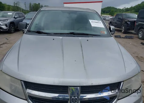 2009 Dodge Journey Sxt z USA, uszkodzony, nr VIN 3D4GG57V29T138764